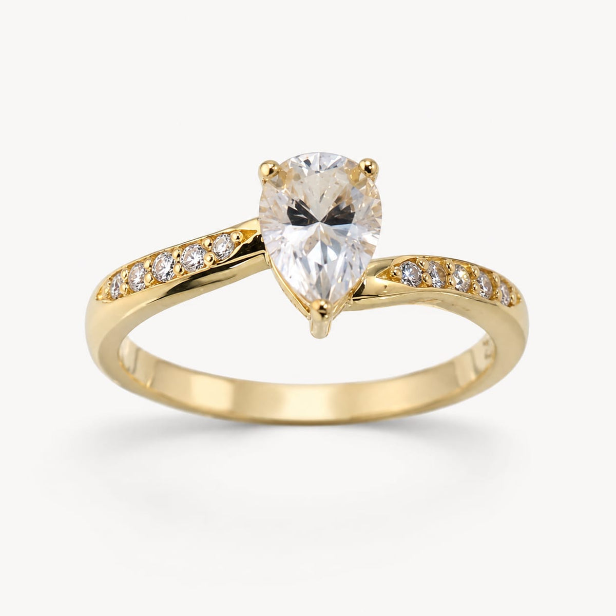 Anillo de Compromiso con Diamante de Laboratorio Isabella