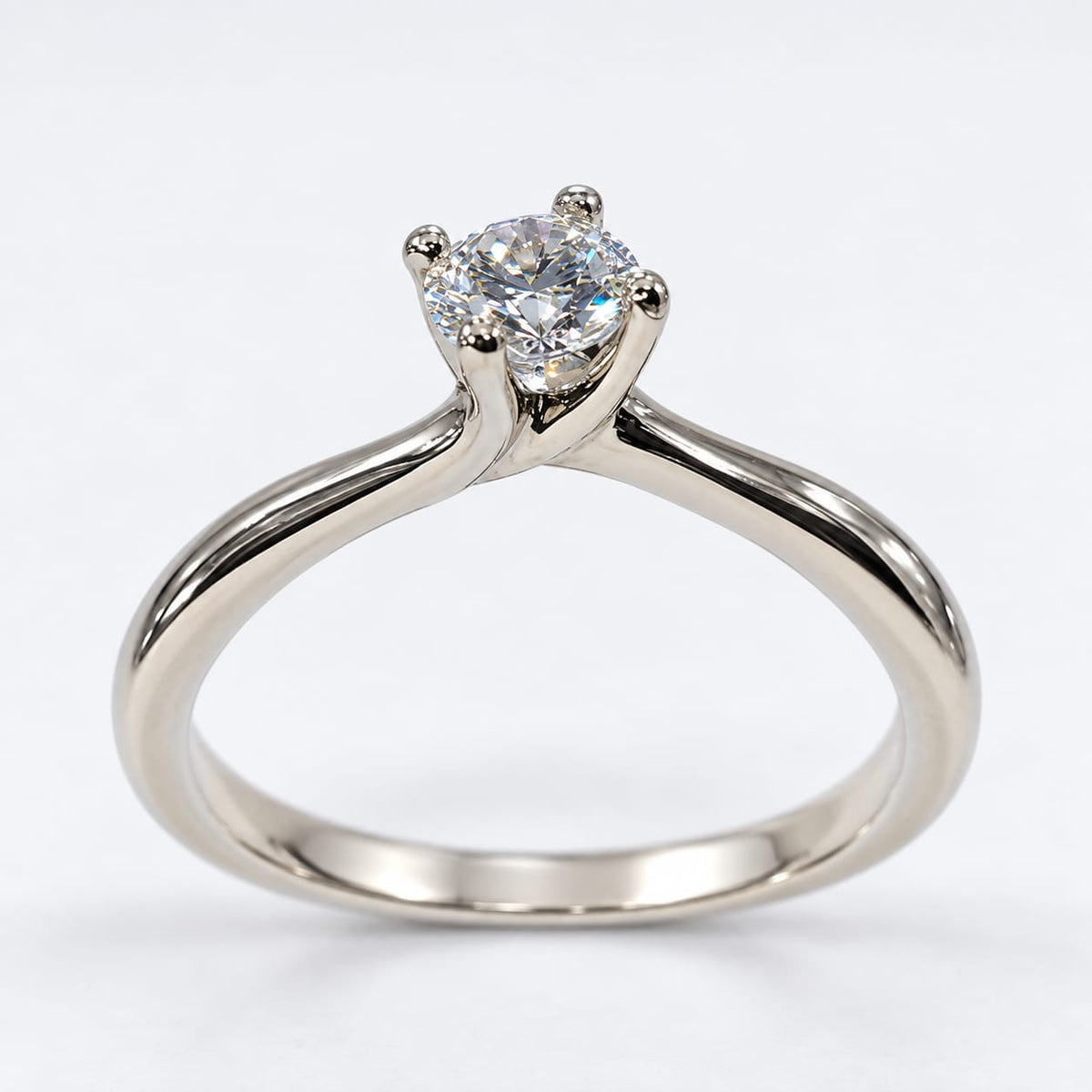Anillo de compromiso  con Diamante de Laboratorio Celestia