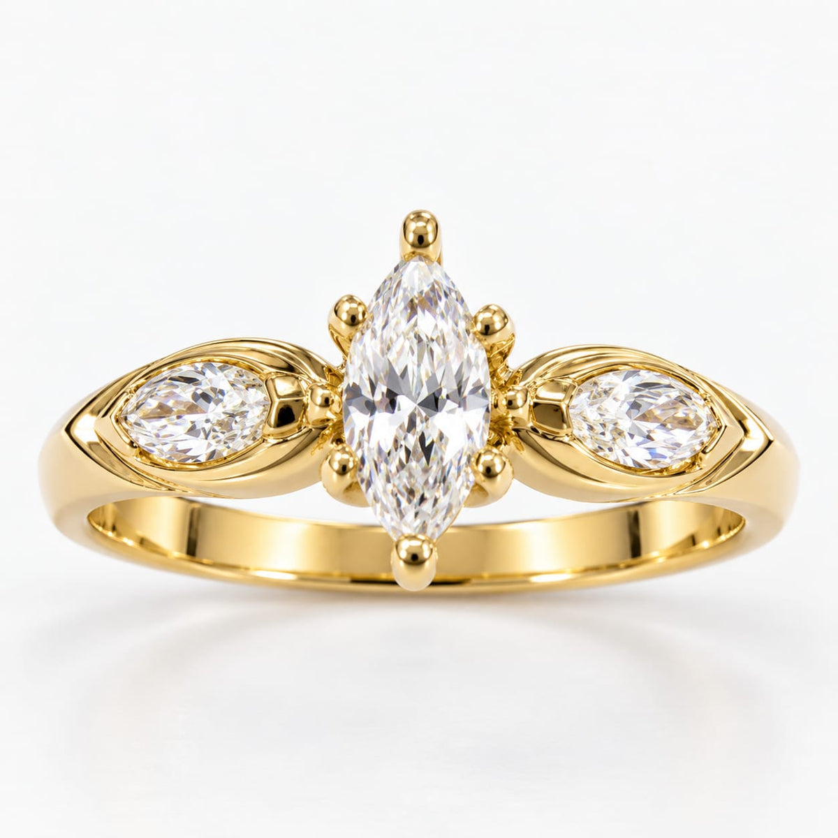 Anillo de Compromiso Piedra Almendra