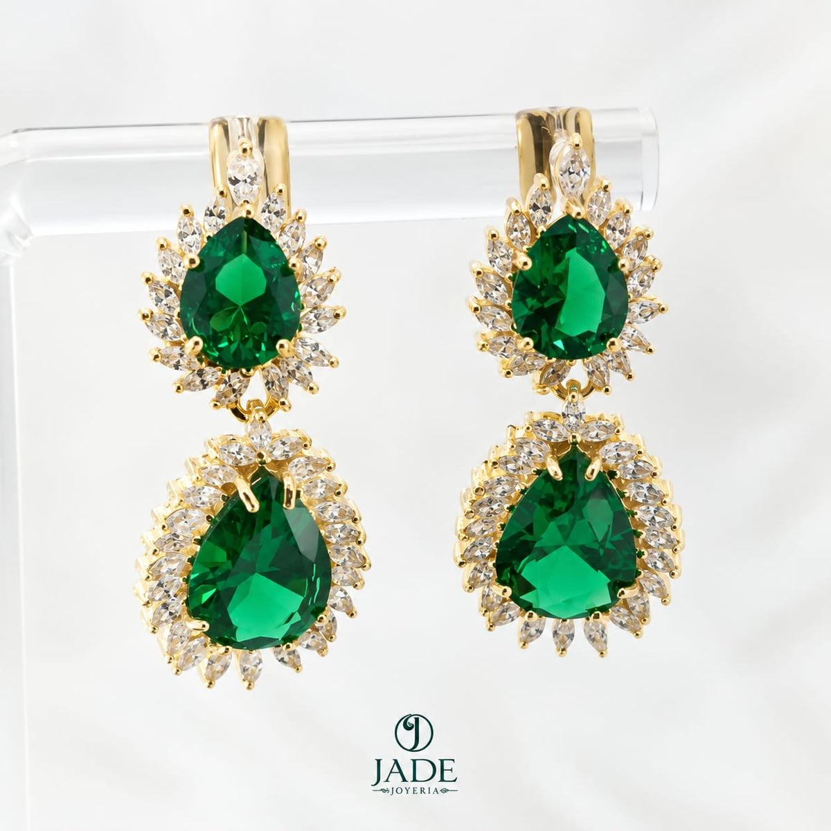 Aretes circón verde