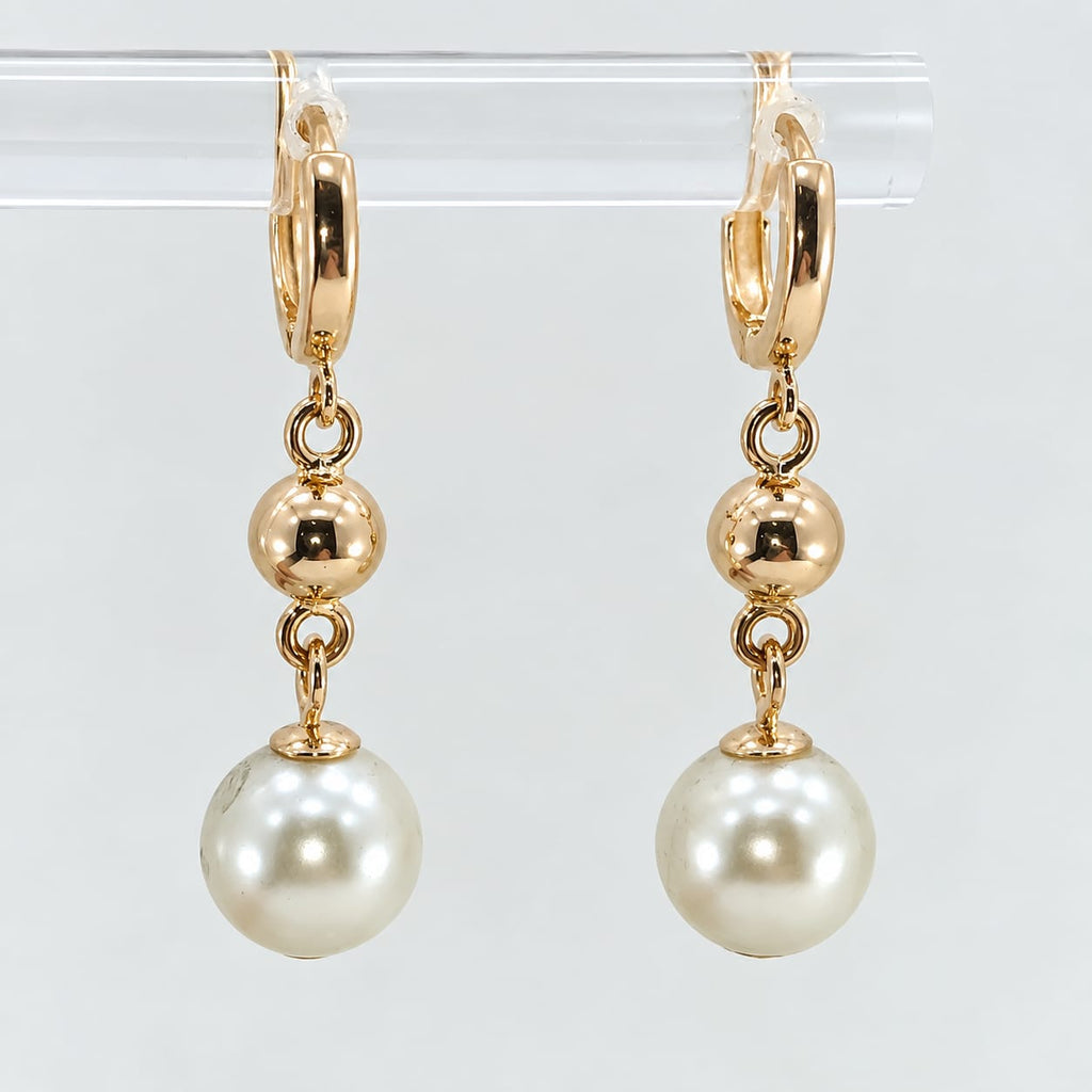 Argollas colgantes con perlas