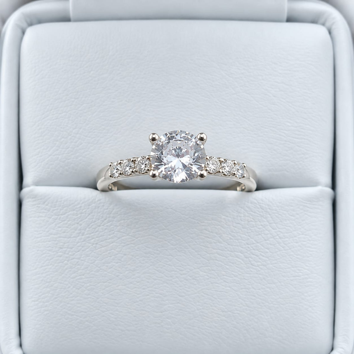 Anillo Ángela de compromiso en plata ley