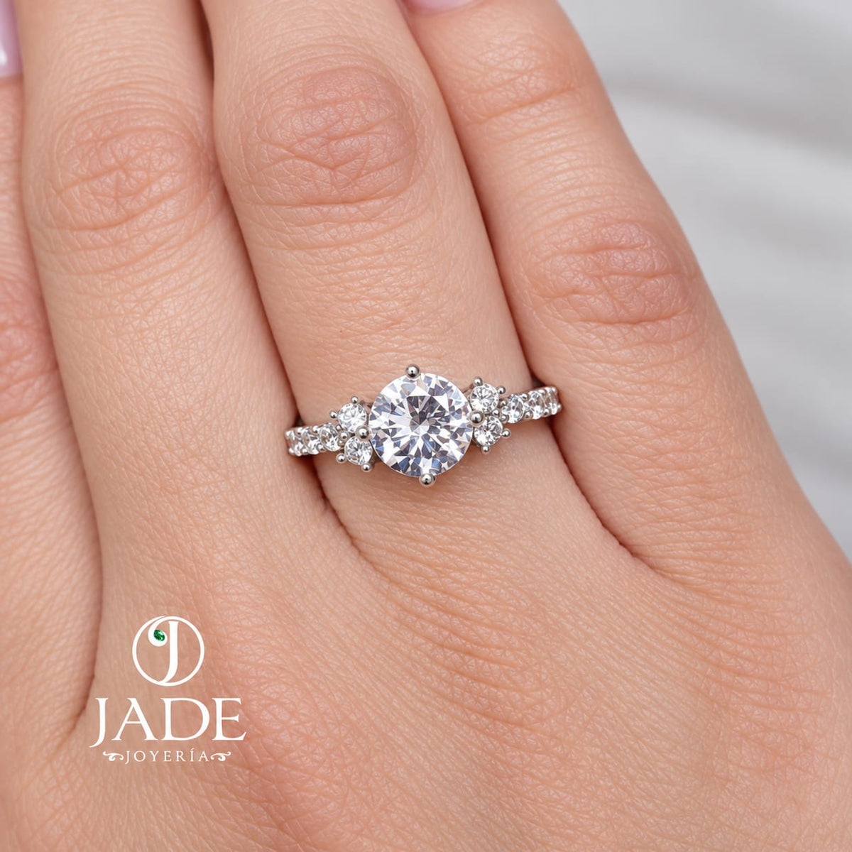 Anillo de compromiso Historia de Amor en plata ley