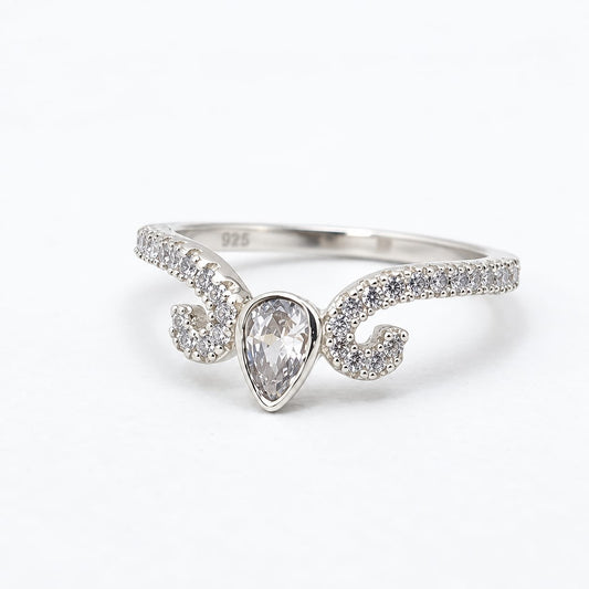 Anillo Thais en plata fina – Jade18k