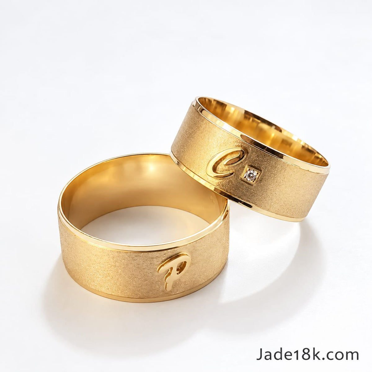 Alianzas aros de boda Iniciales Alto Relieve