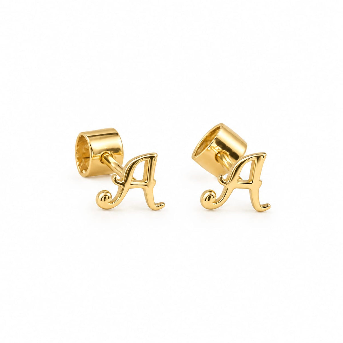 Aretes de bebe con inicial