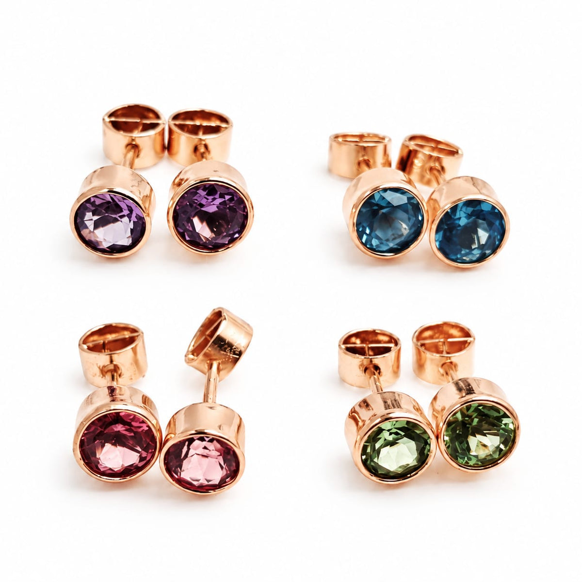 Aretes punto de luz para bebé en oro 18k