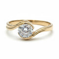 Jade18k El Sello de la Reina 18k orange gold ring with a round brilliant cut diamond.