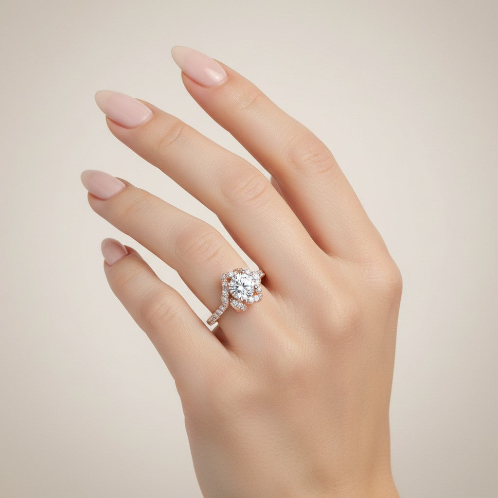 Jade18k El Sello Imperial rose gold 18k ring with pave cubic zirconia stones and a central diamond.