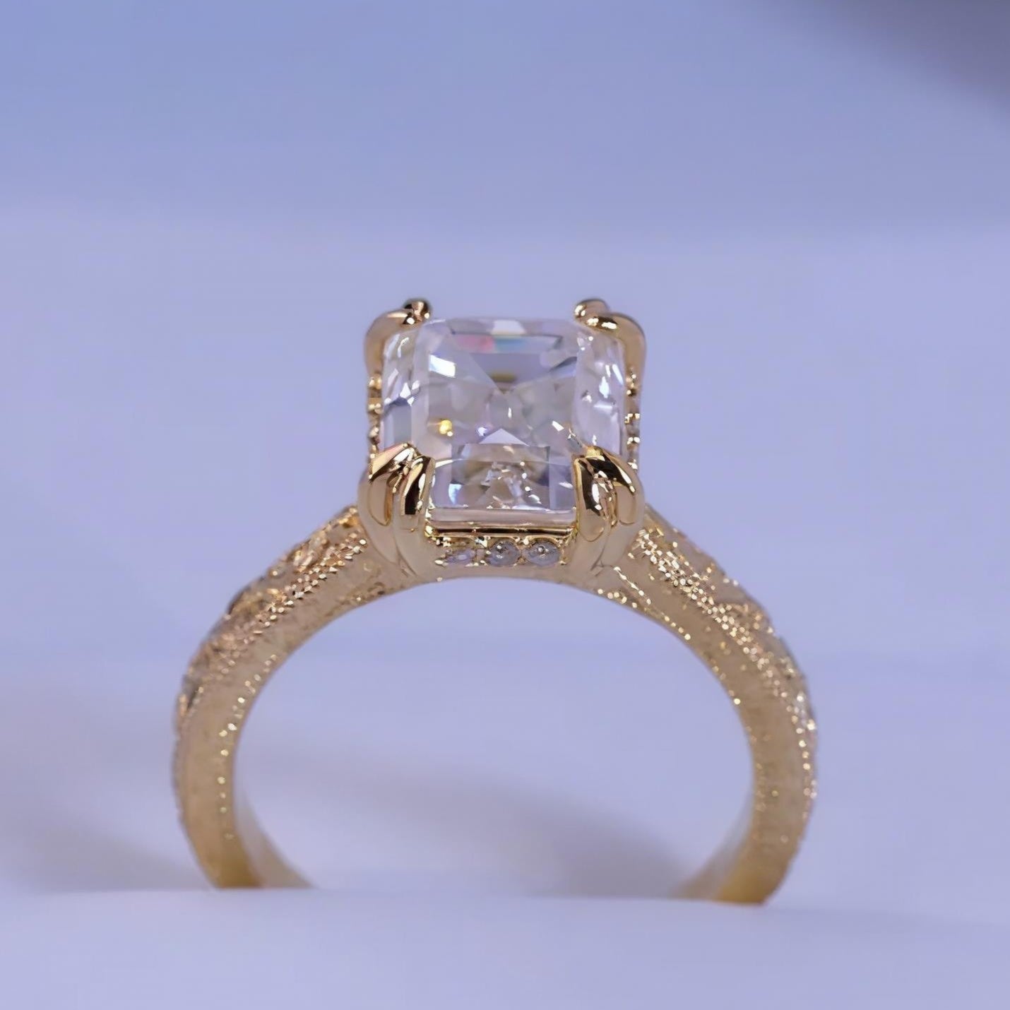 Anillo de Compromiso con Diamante de Laboratorio Albania
