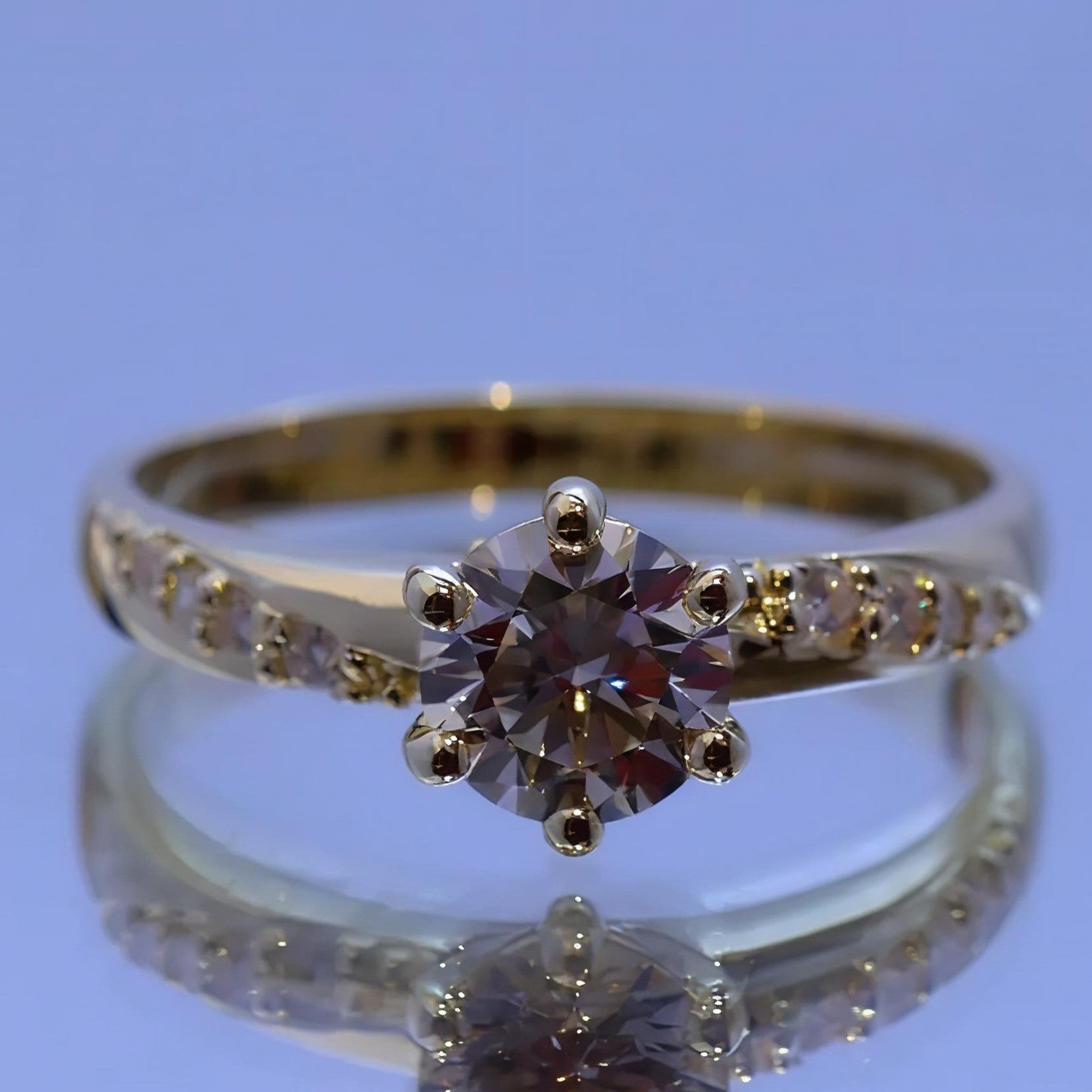 Anillo de Compromiso con Diamante de Laboratorio Estela