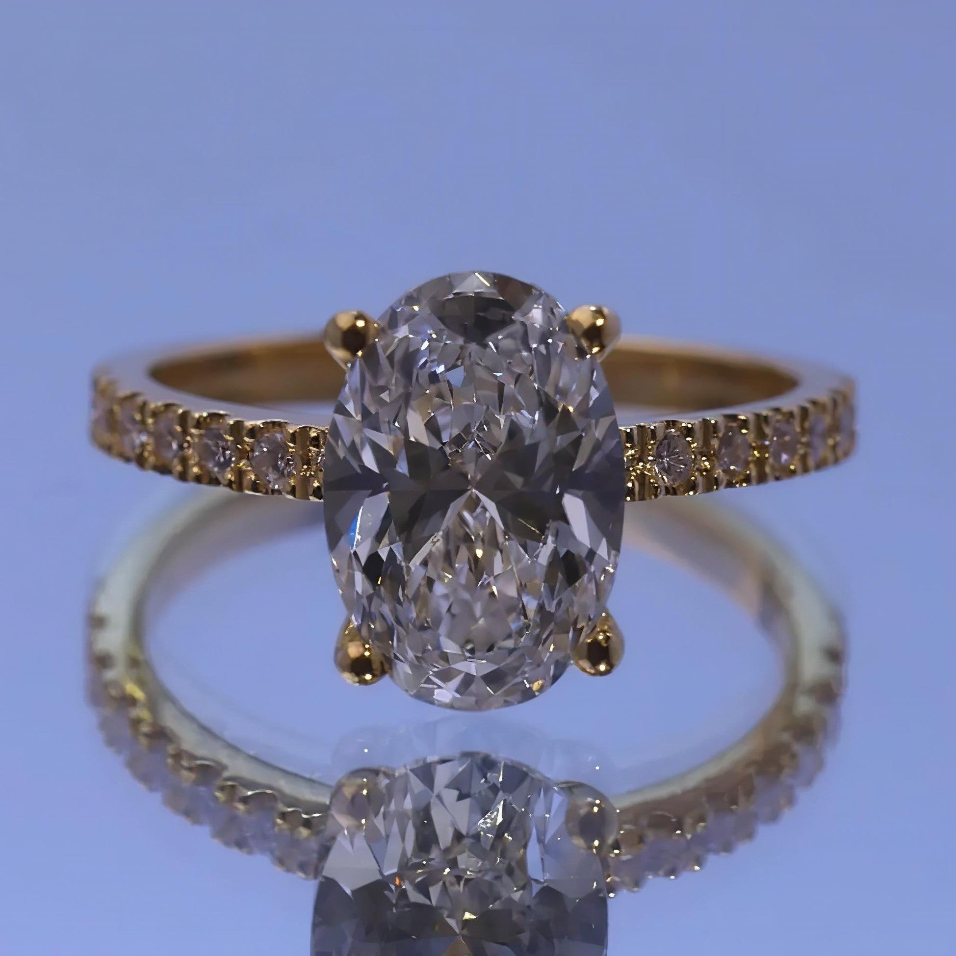 Anillo de Compromiso con Diamante de Laboratorio Alessia