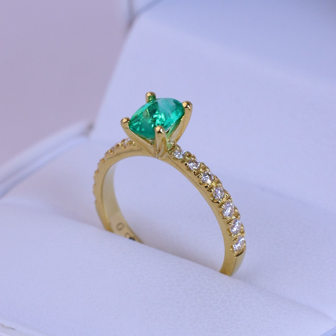 Anillo Con Piedra Natural Esmeralda Verde Aurora