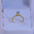 Anillo con piedra natural Topacio celeste cielo