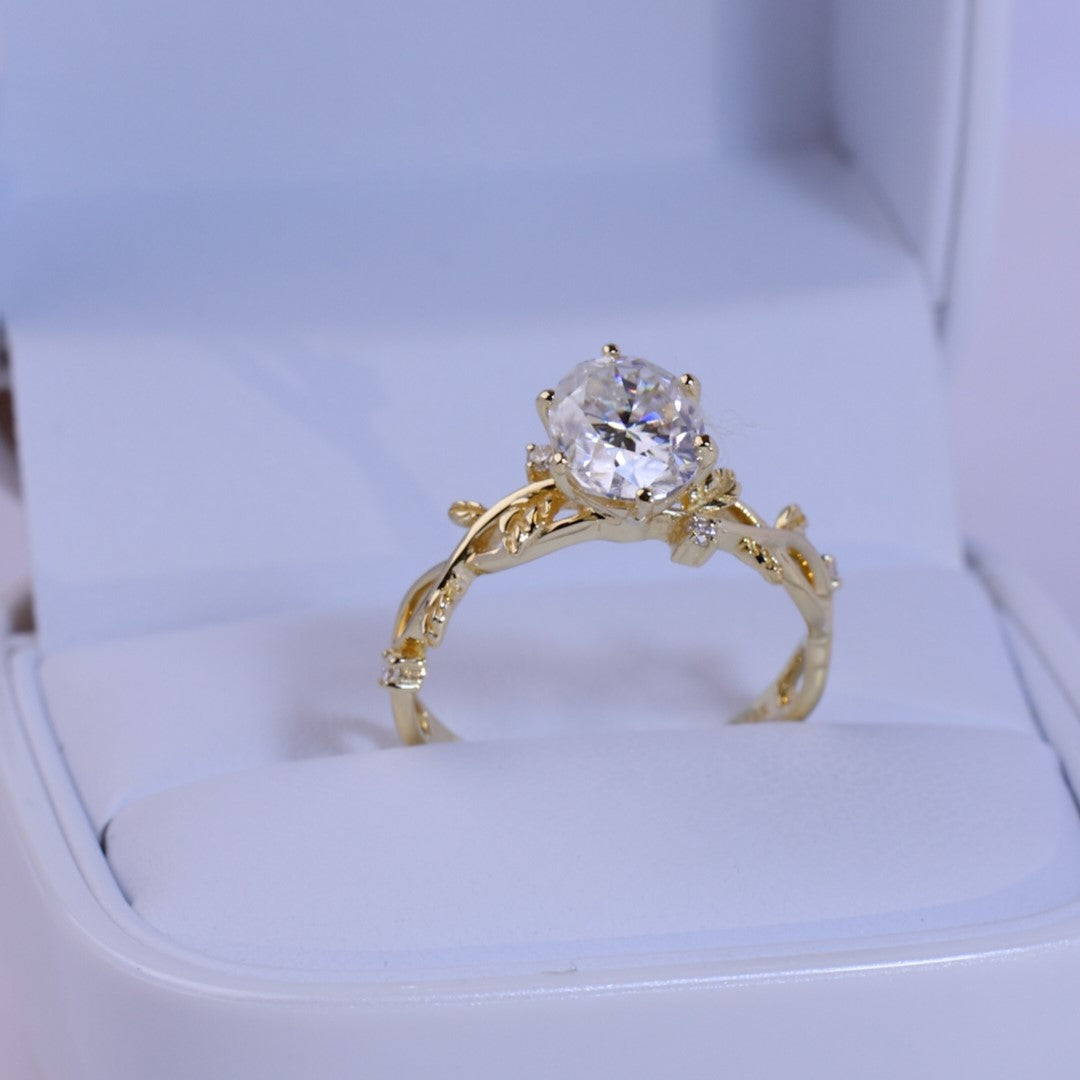Anillo Flor de Luz en oro 18k