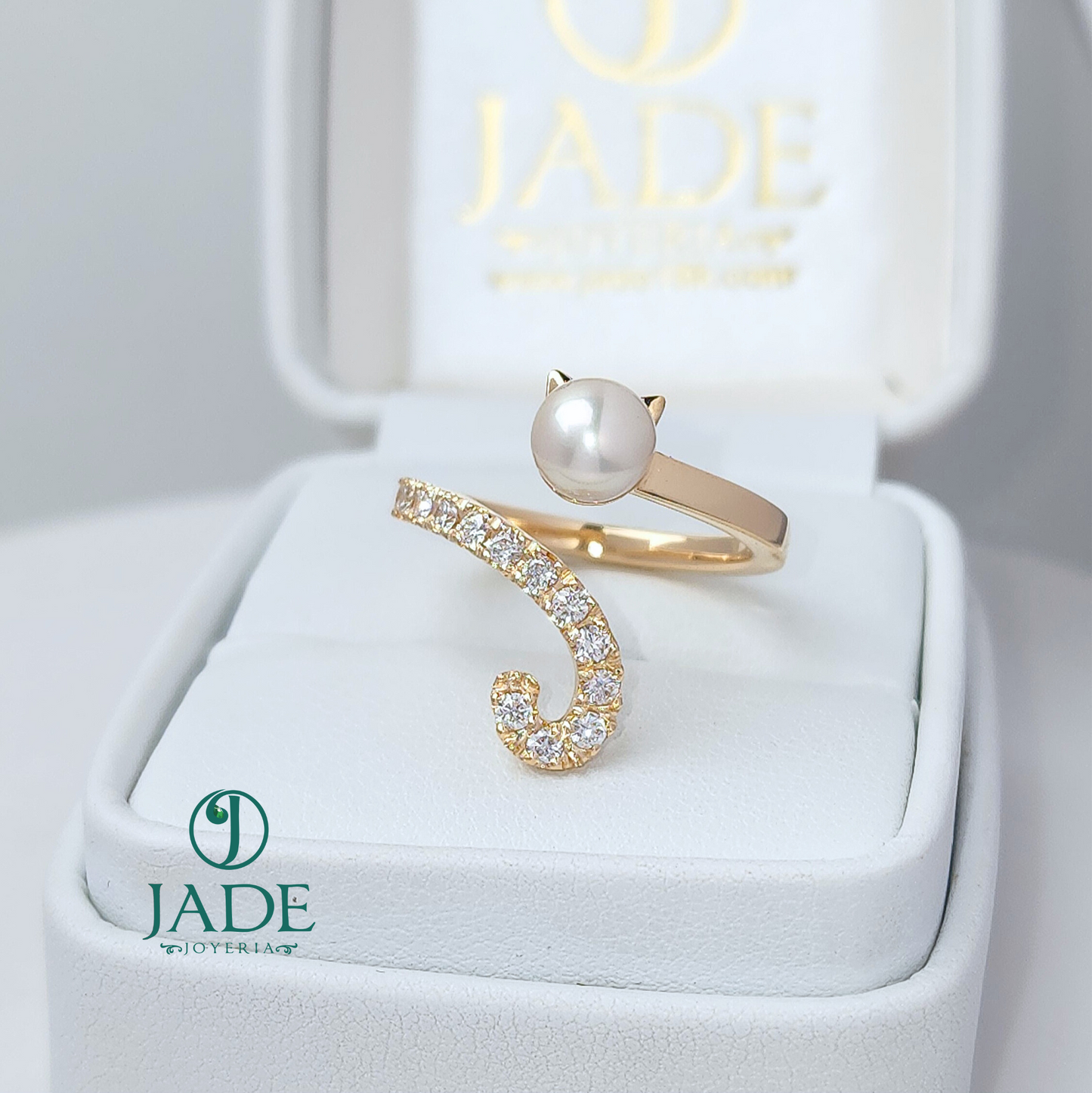 Anillo forma de gato en oro 18k✨️