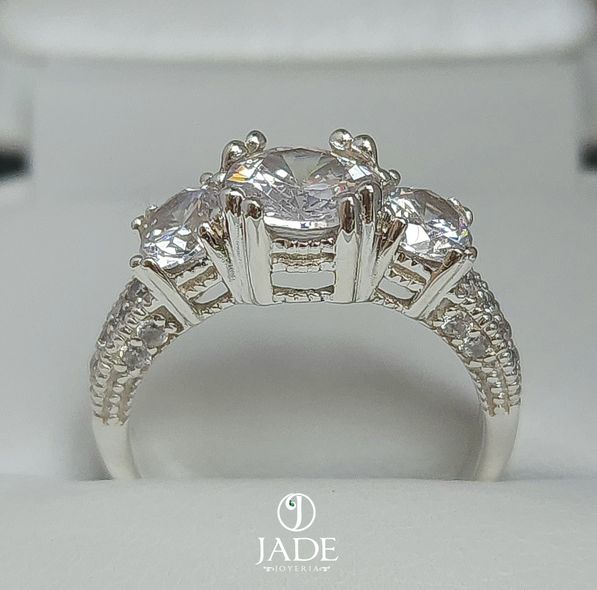 Anillo de compromiso Mariana en plata ley