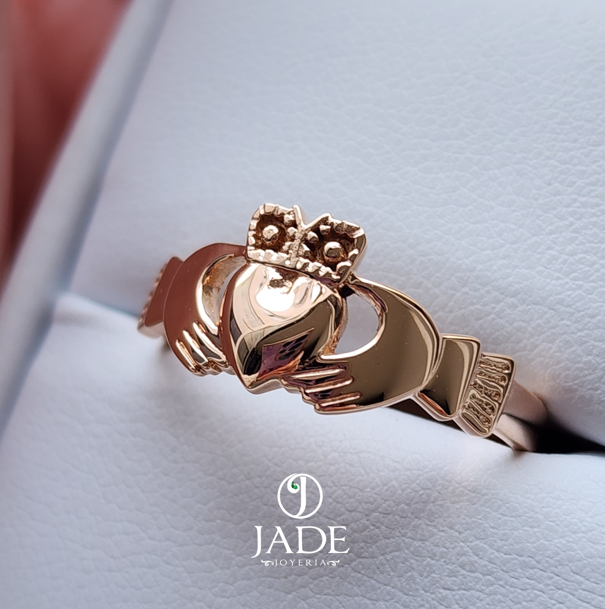 Anillo de Claddagh