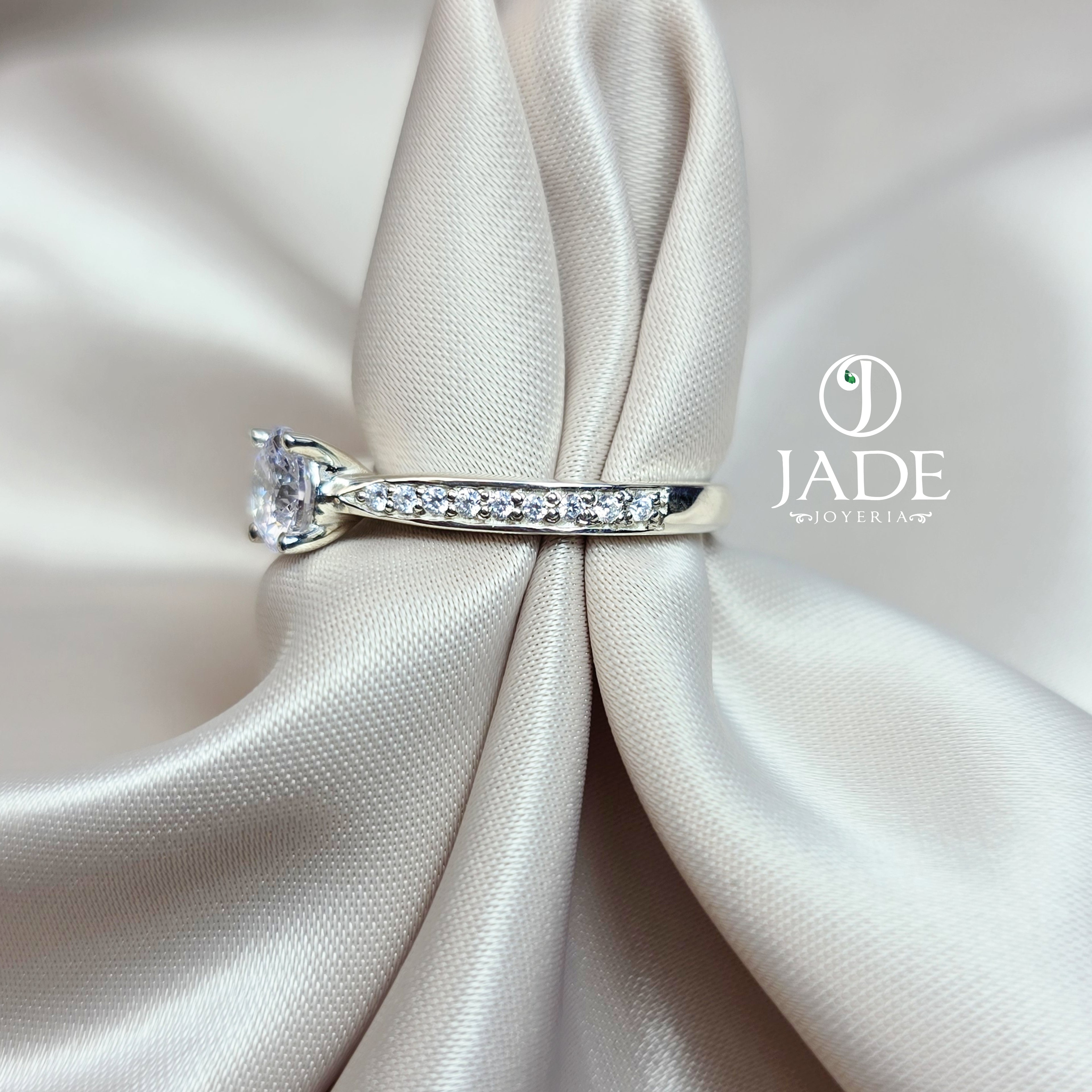 Anillo de Compromiso Plata "Eugenia"