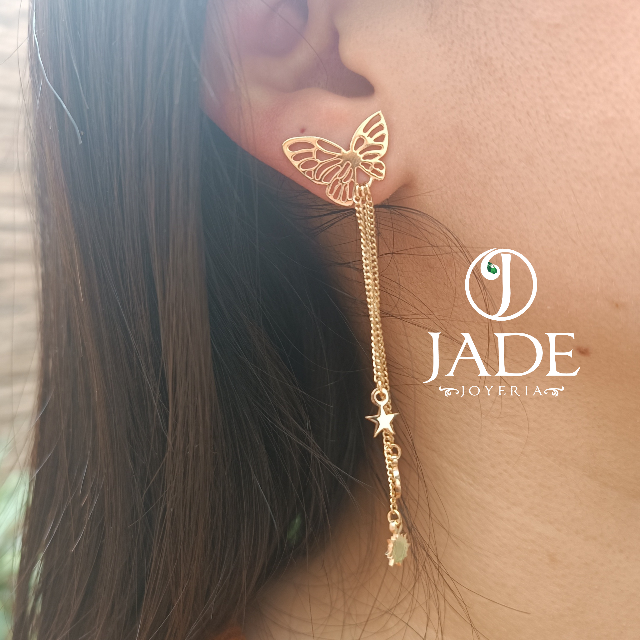 Aretes largos de Mariposa