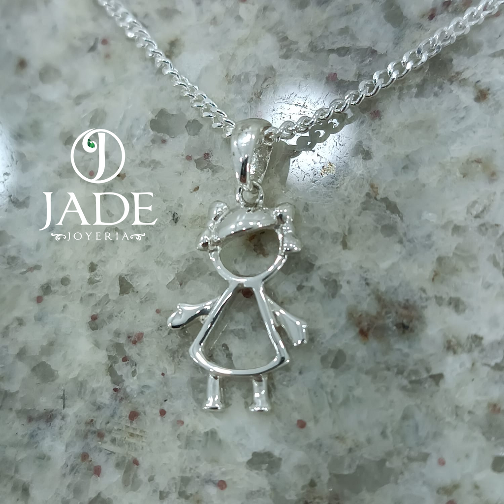 Dije silueta de niña en plata ley