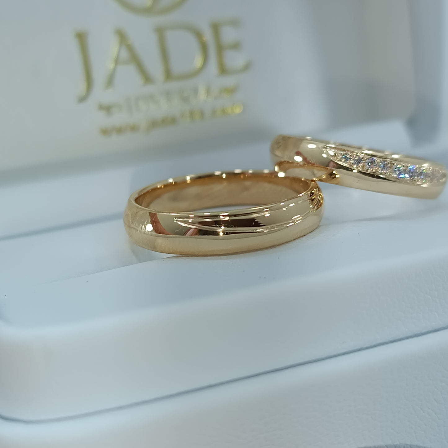 Aros de matrimonio Smile en oro 18k