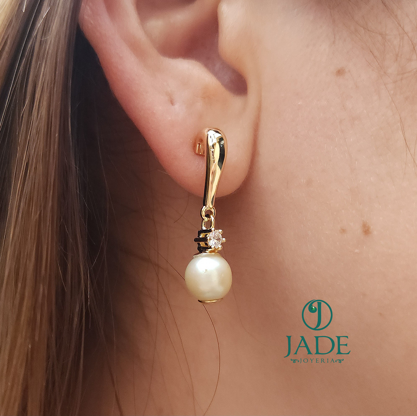 Pendientes con perlas en oro 18k