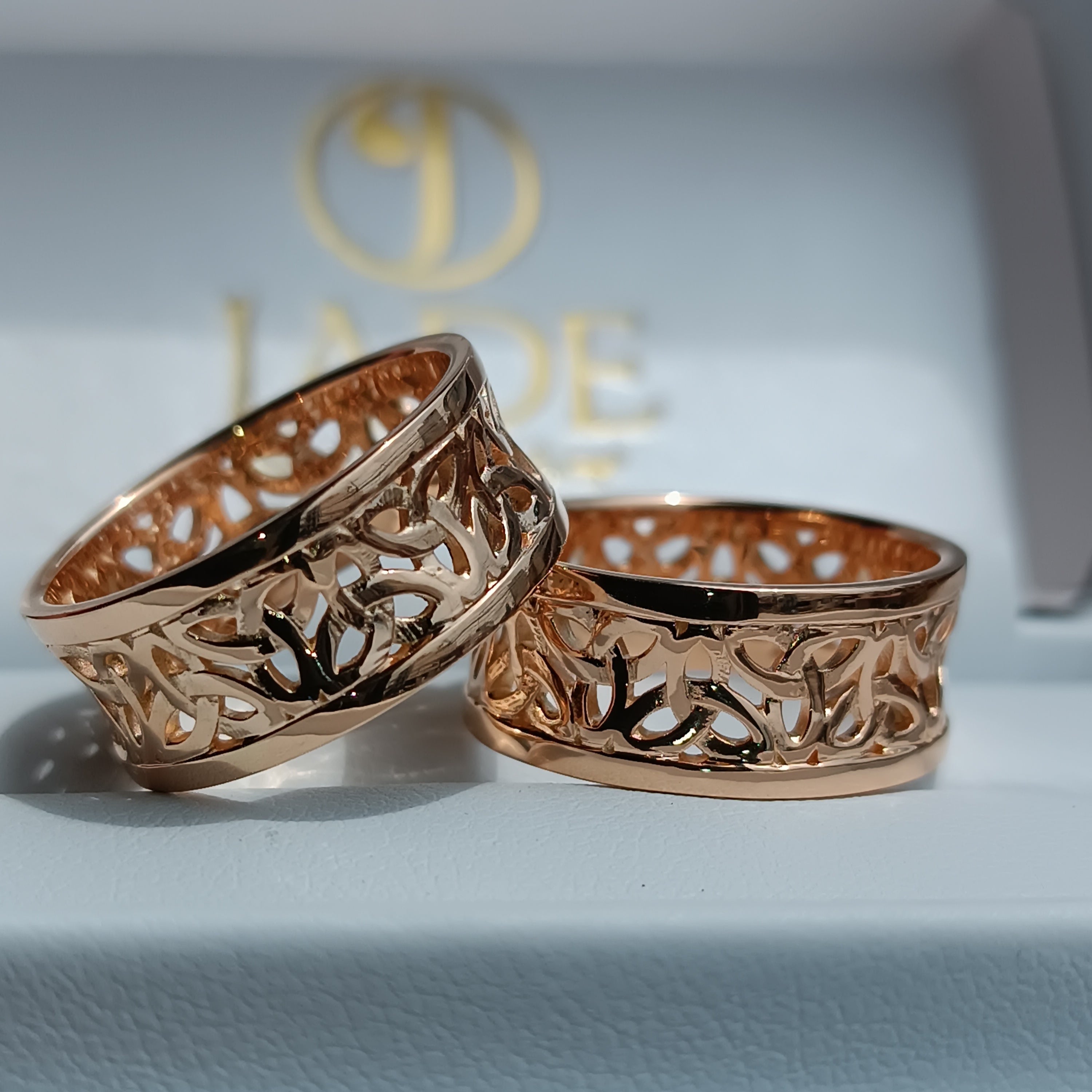 Aros Elena de matrimonio