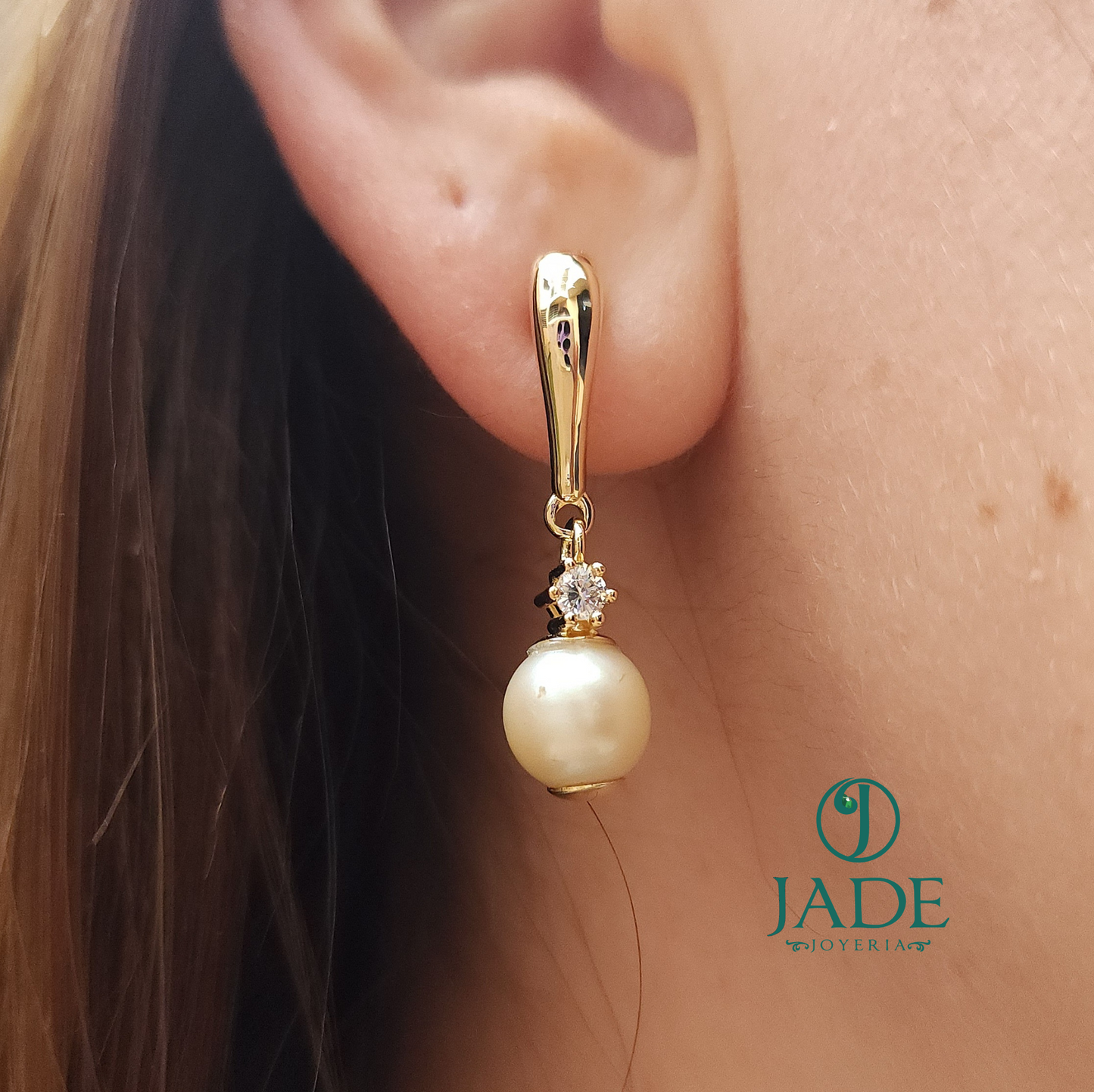 Pendientes con perlas en oro 18k