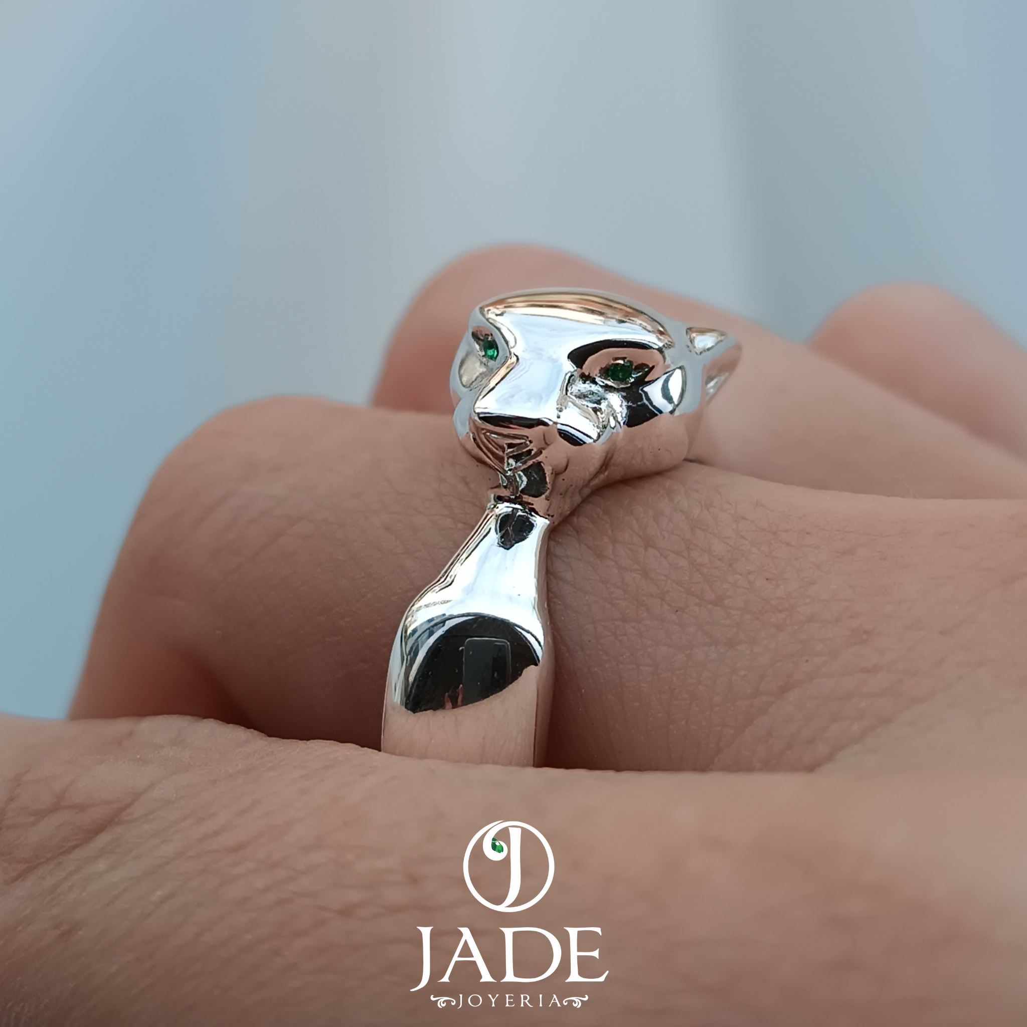 Anillo Jaguar en plata ley