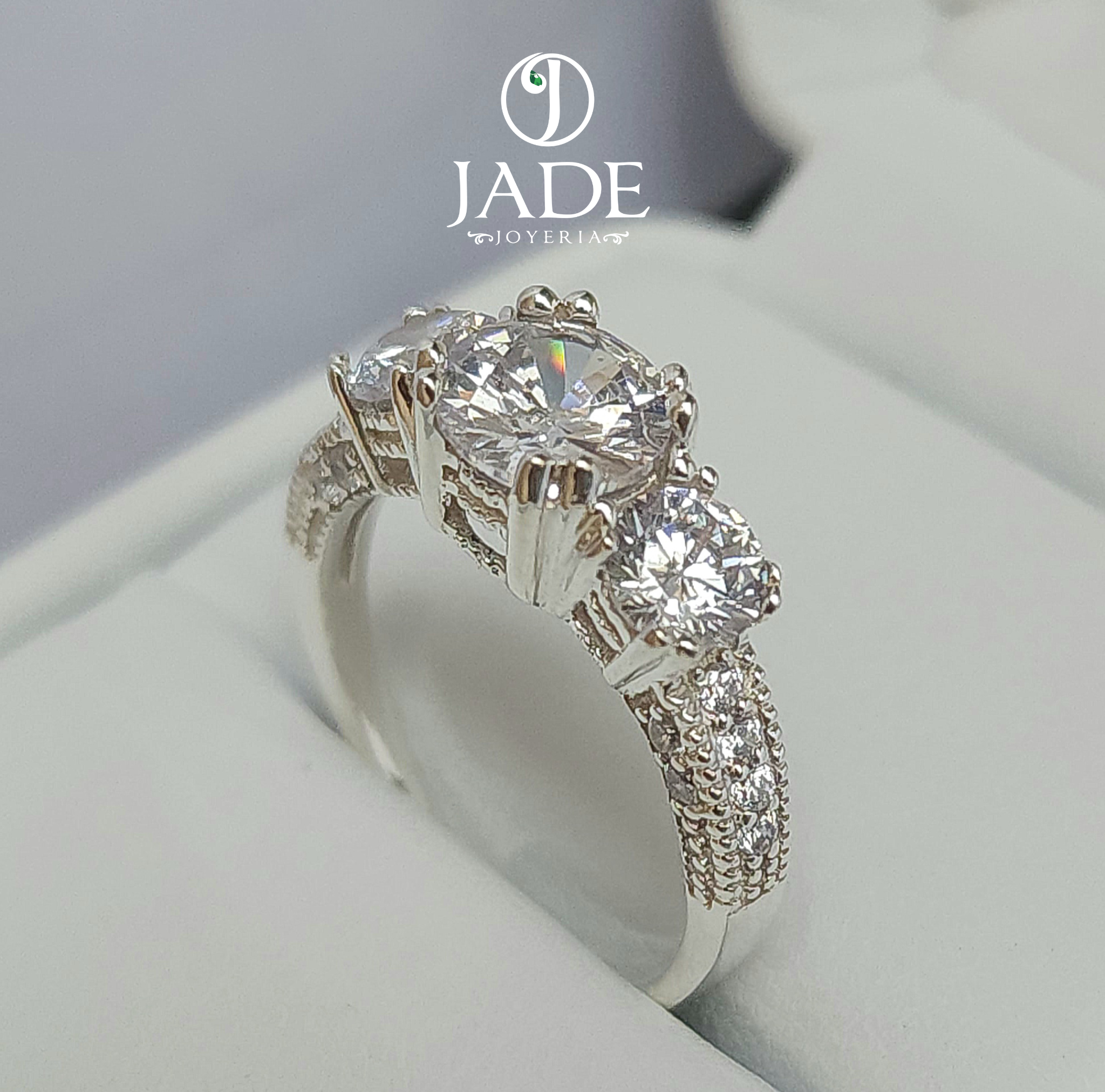 Anillo de compromiso Mariana en plata ley