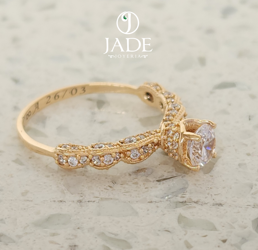 Anillo cruzado de compromiso