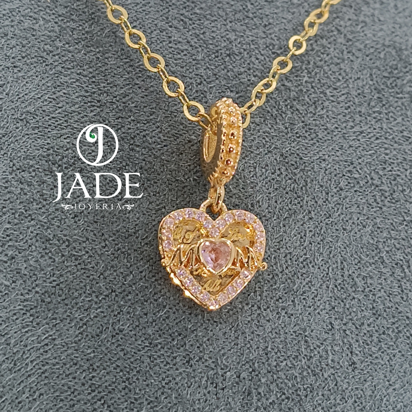 Dije MOM en oro 18k