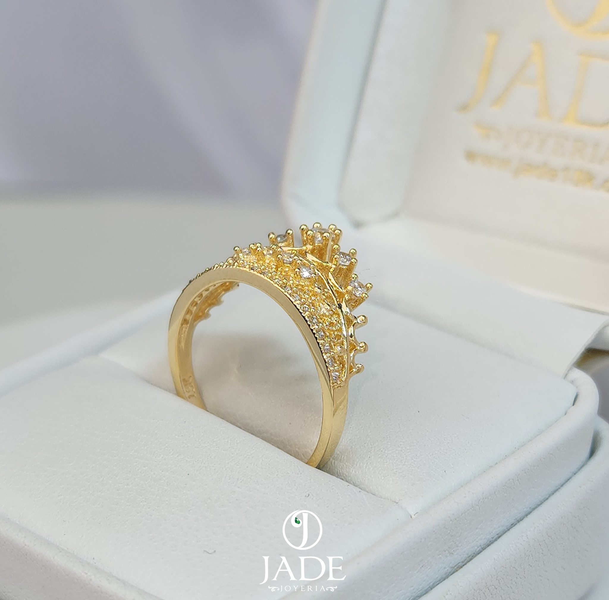 Anillo Corona Adriana Oro de 18k