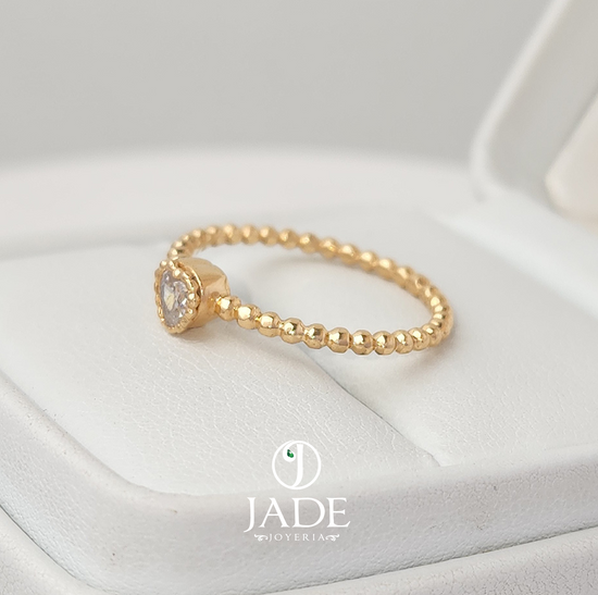 Anillo Corazón Princess en oro 18k – Jade18k (vista 3)