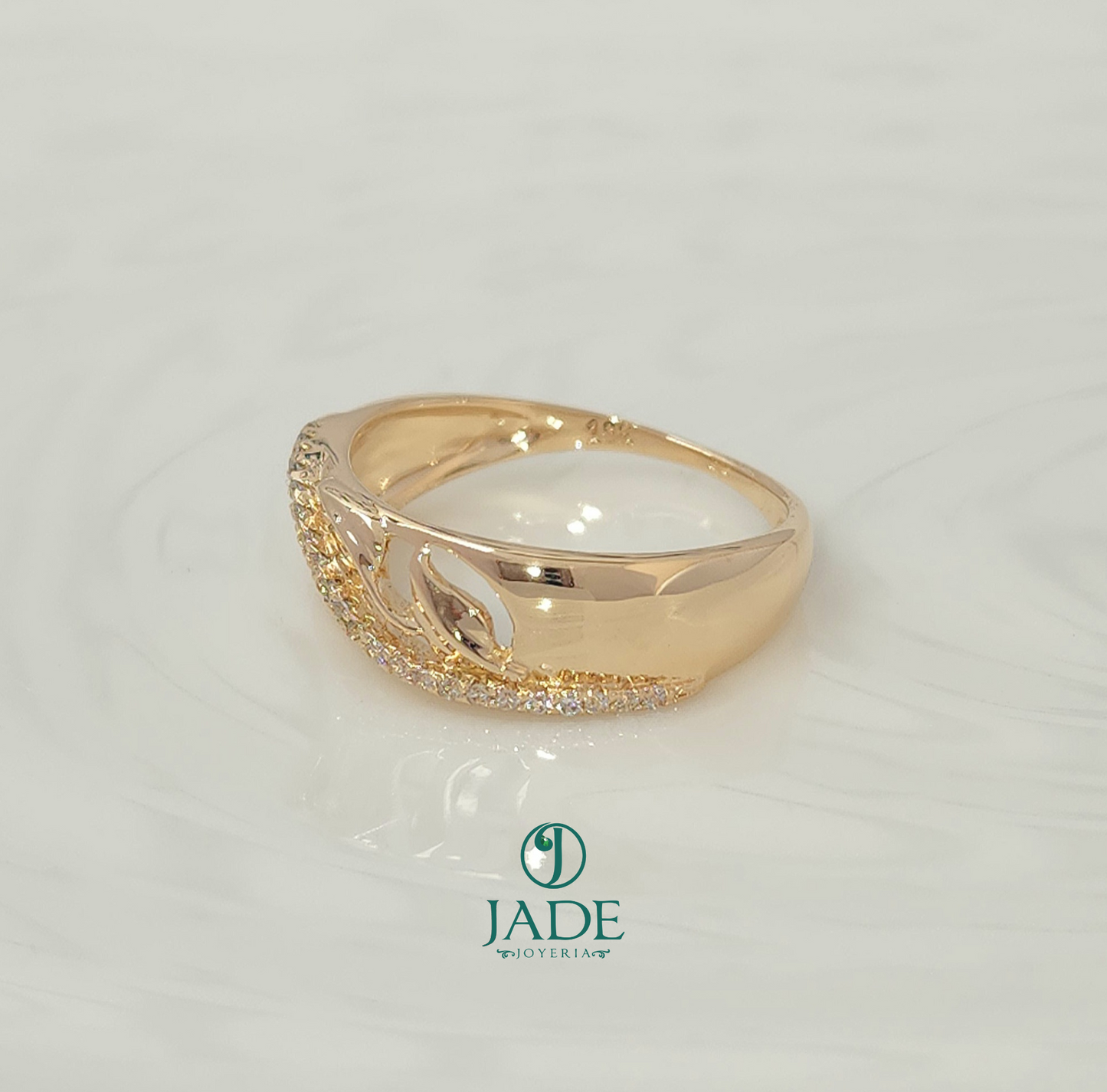 Anillo Inolvidable en oro 18k