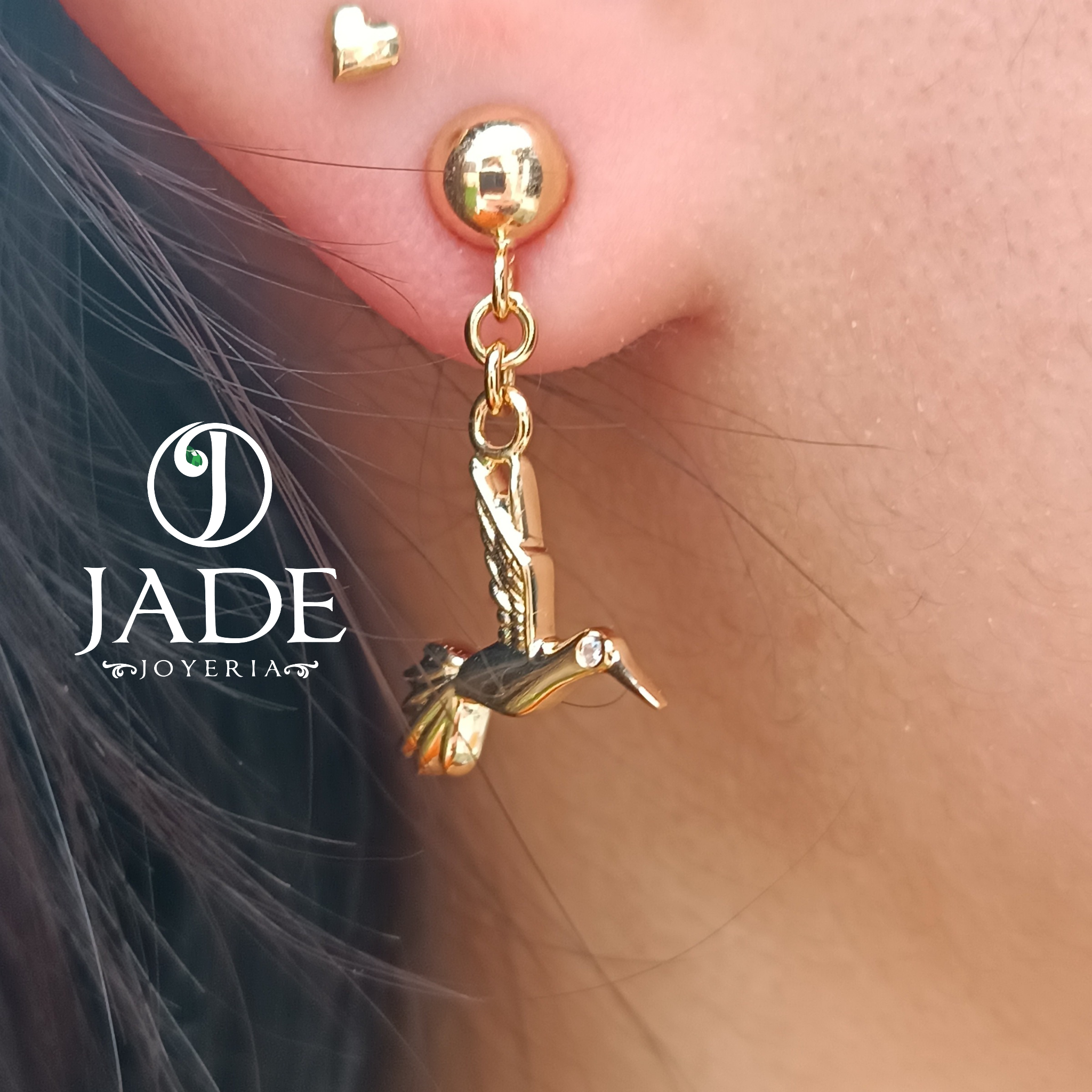 Aretes colgantes de colibrí