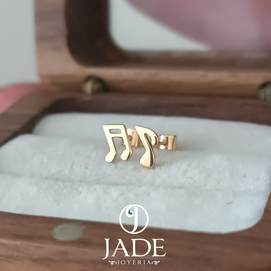 Aretes Nota Musical para Bebé Oro 18k – Jade18k (vista 2)