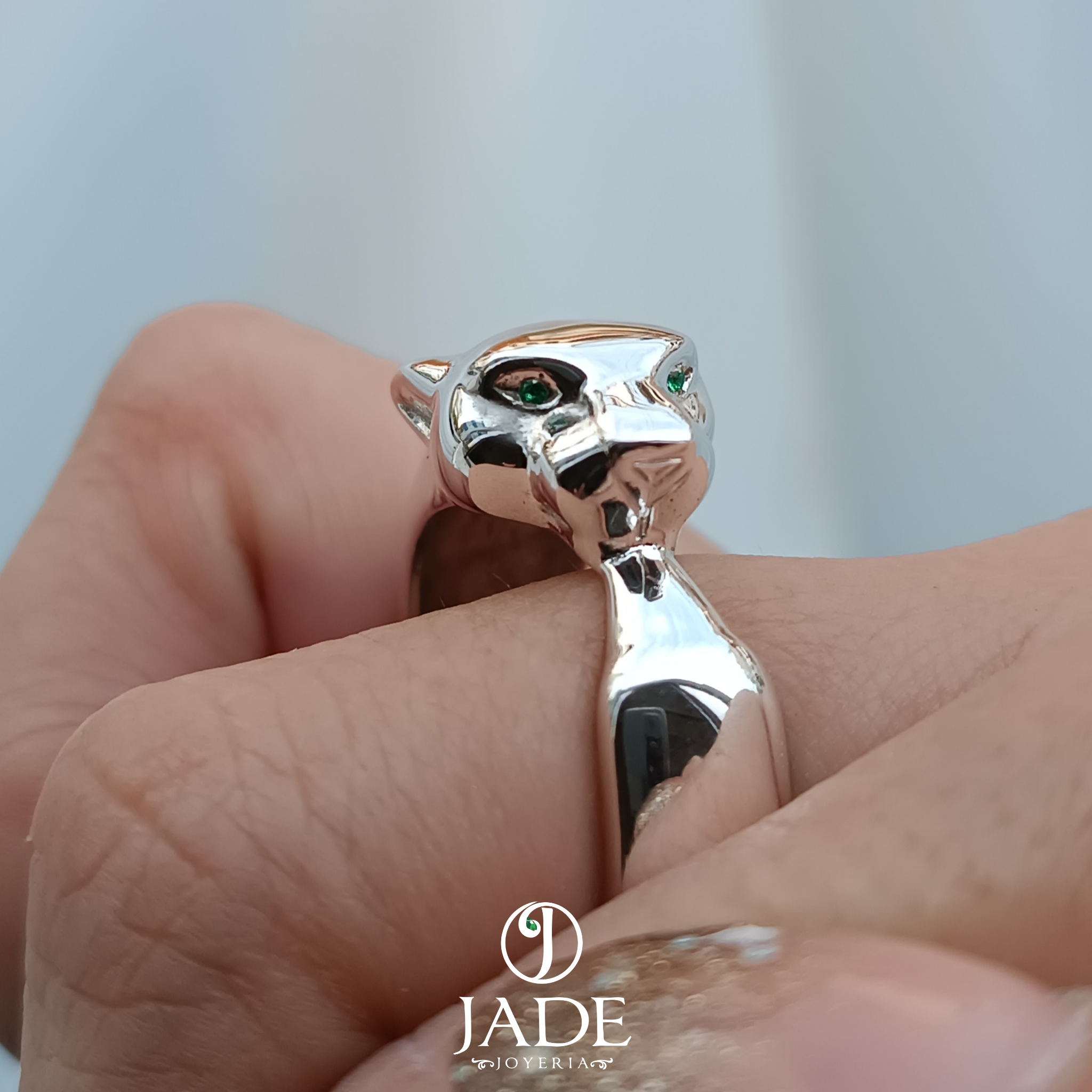 Anillo Jaguar en plata ley