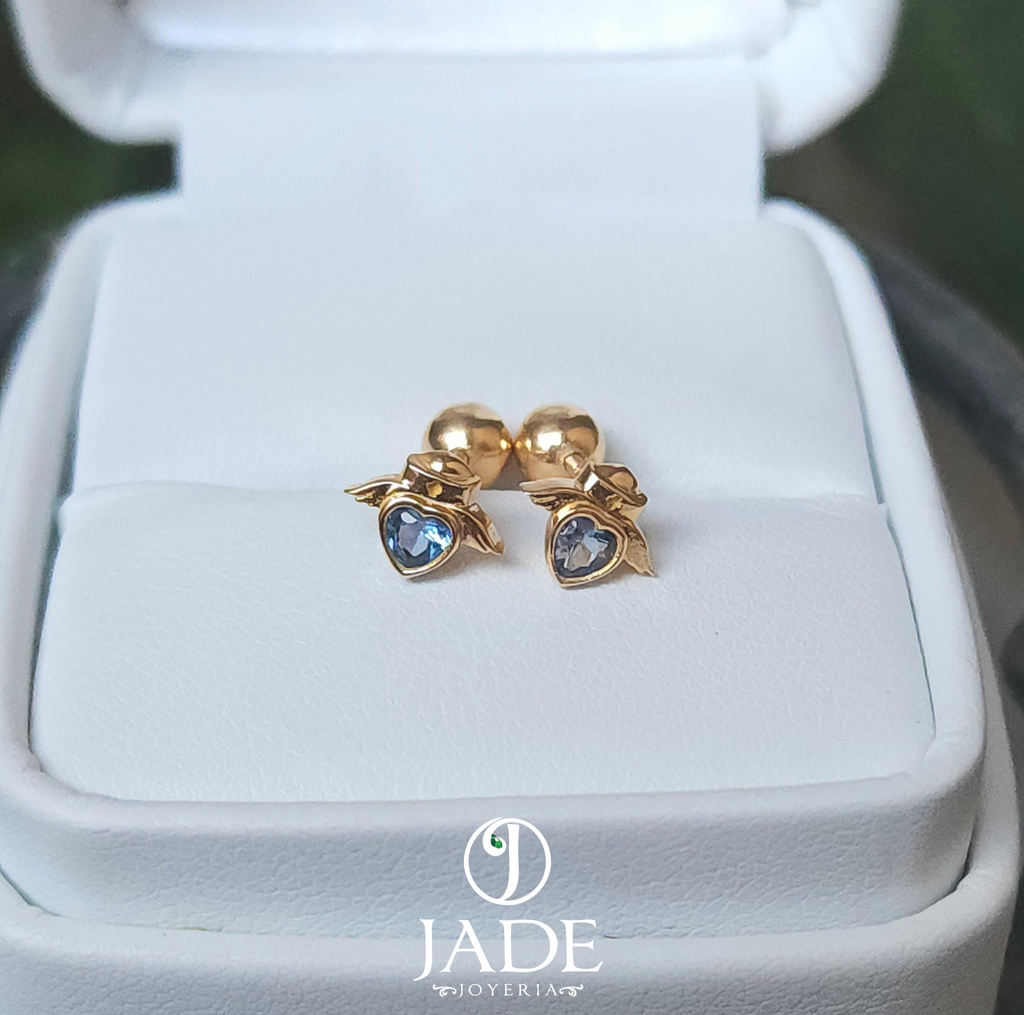 Aretes "Corazón de enfermera"