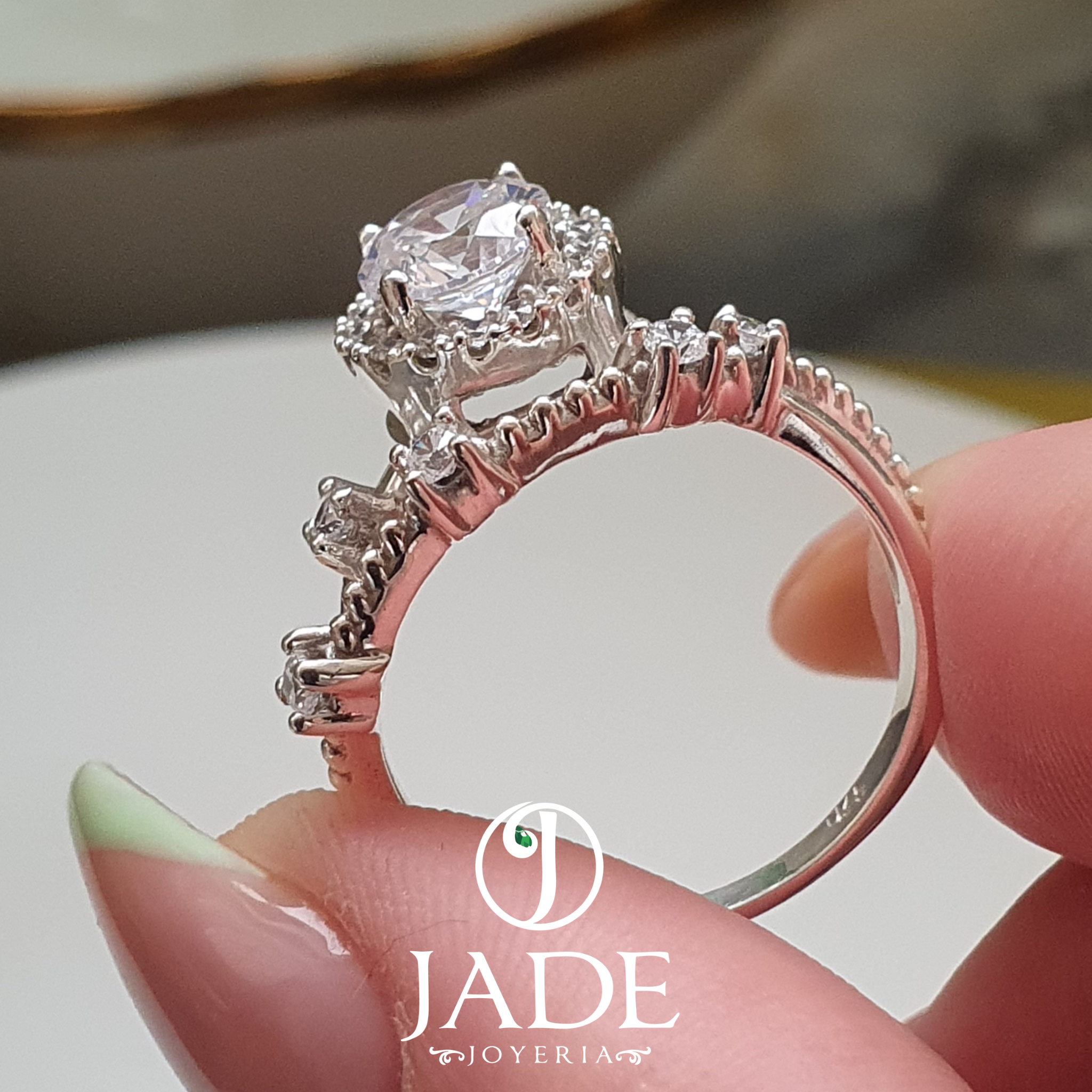 Anillo Mara de compromiso en plata ley