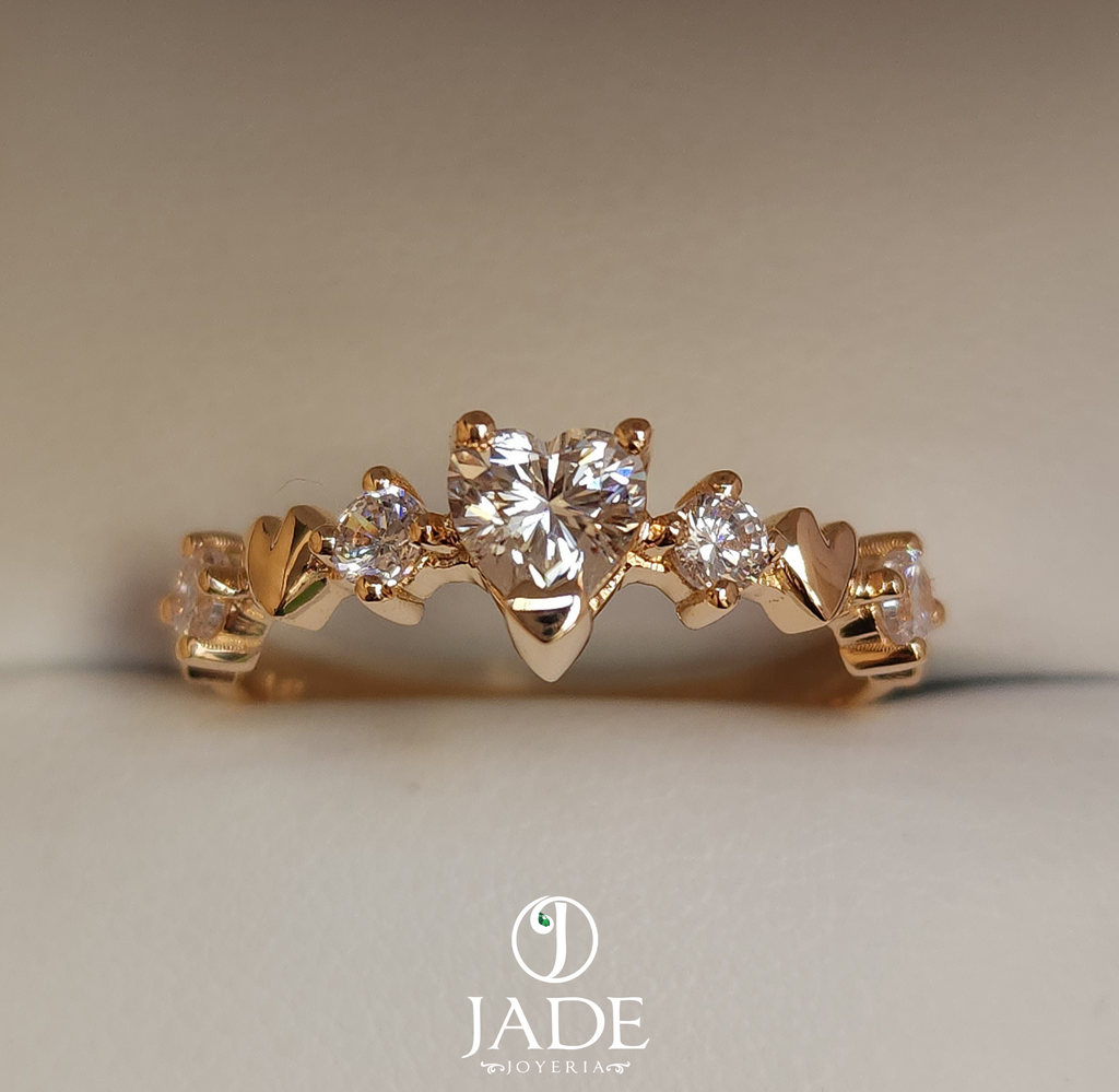 Anillo de Corazones