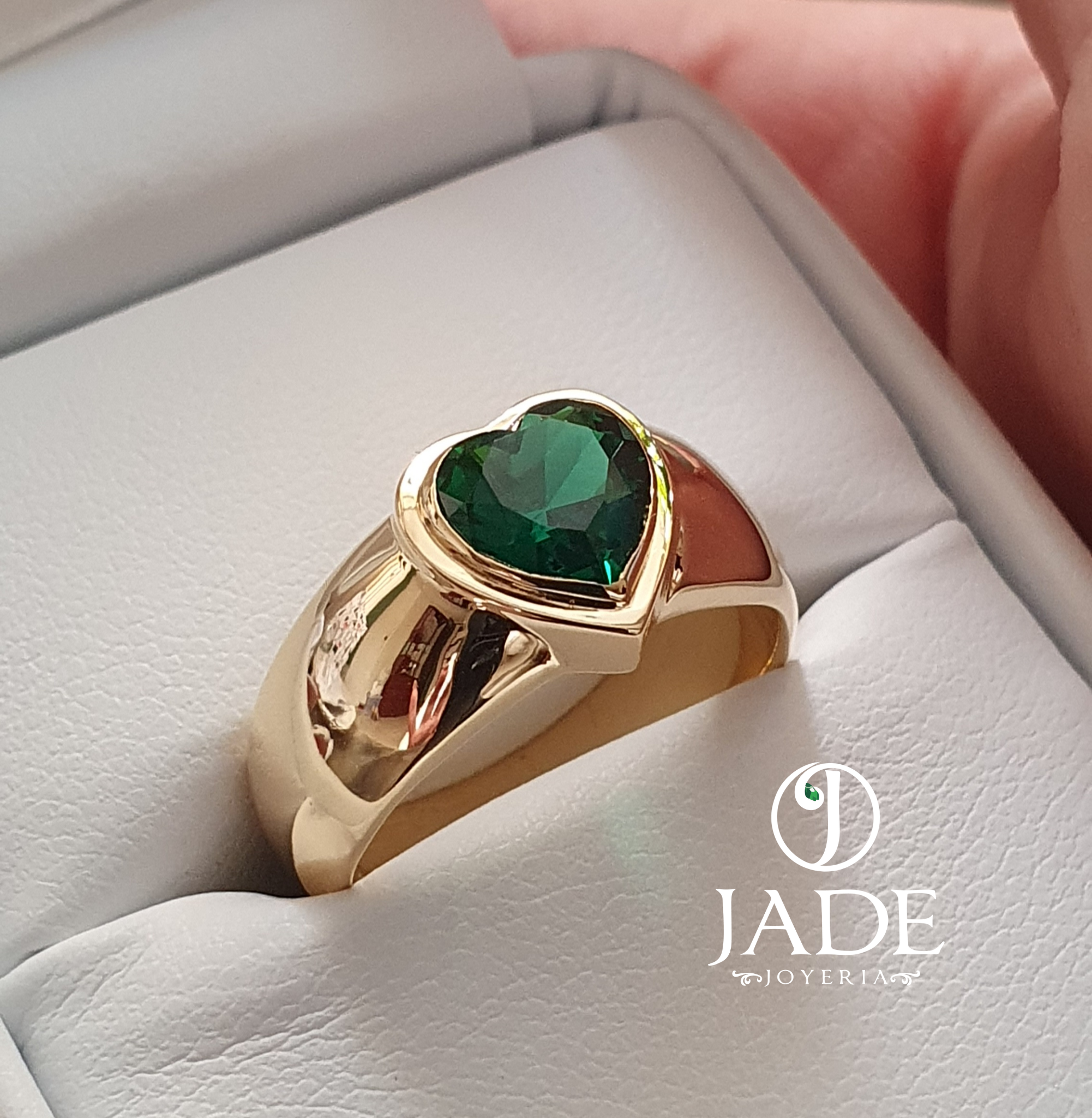 Anillo Corazón Verde