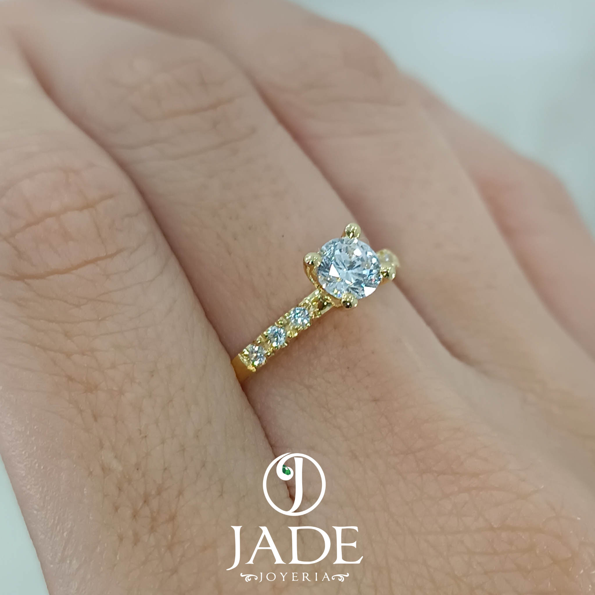 Anillo Ángela de compromiso