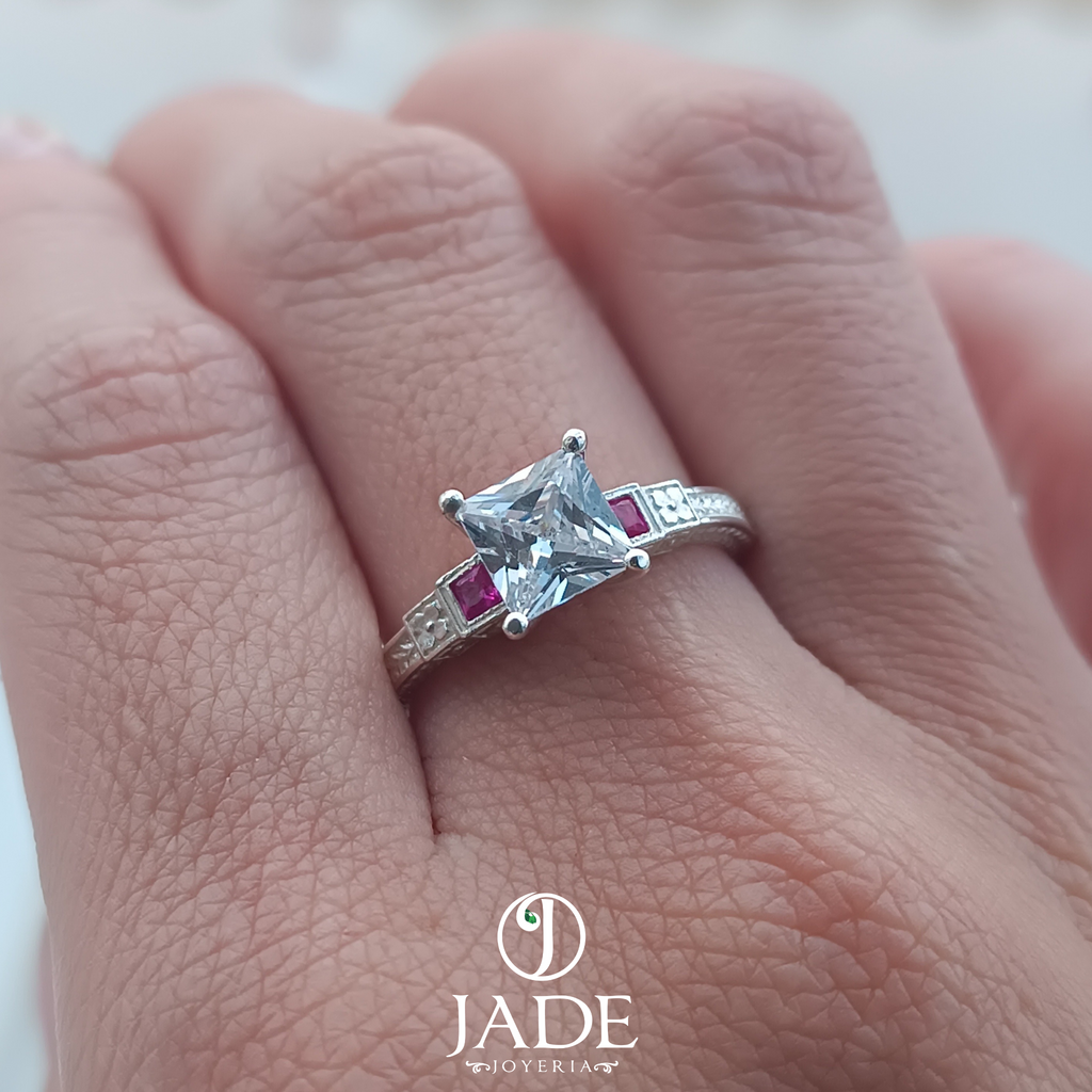 Anillo Gretel de compromiso en plata ley
