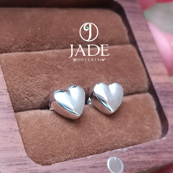 Aretes de corazón en plata ley – Jade18k