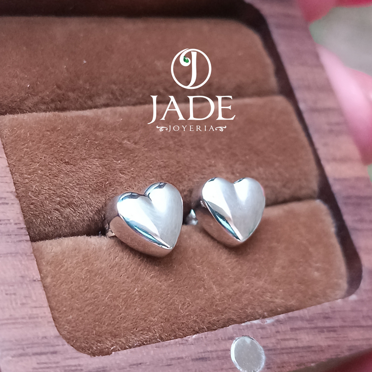Aretes de corazón en plata ley – Jade18k