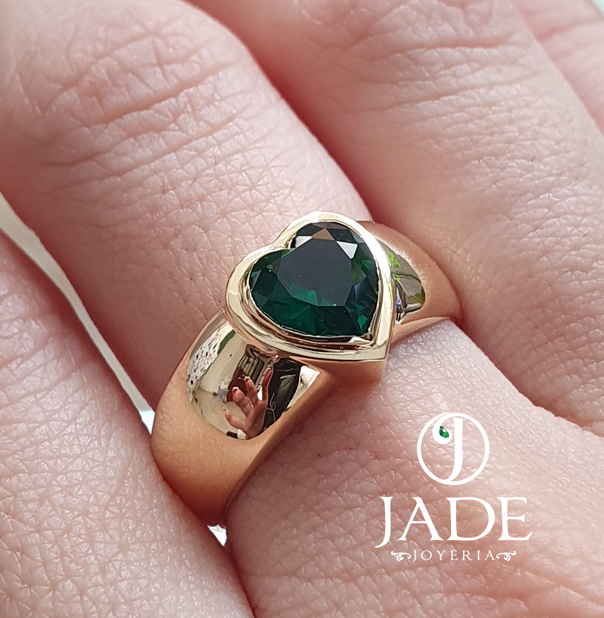 Anillo Corazón Verde