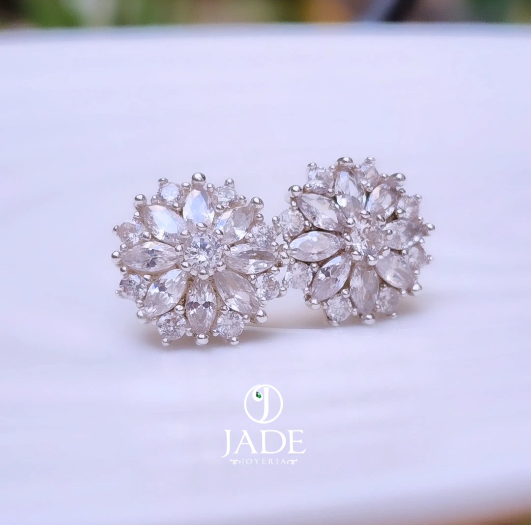 Aretes de Flor Preciosa en plata ley