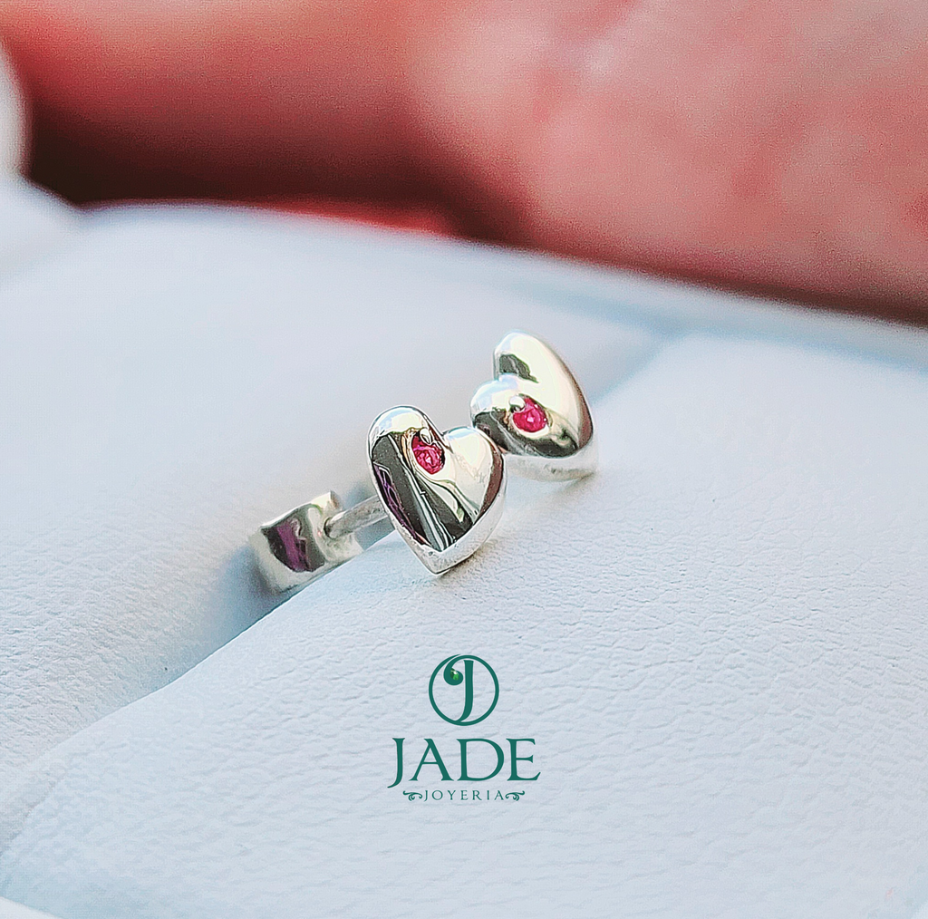 Aretes de bebé "Love" en plata ley